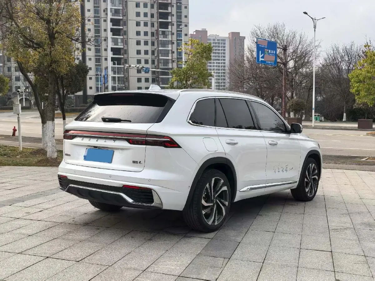 2021 Geely Monjaro 2.0T 218HP L4 7DCT,autocango,china used car exporter,china ev exporter,chinese used car exporter,chinese used ev exporter