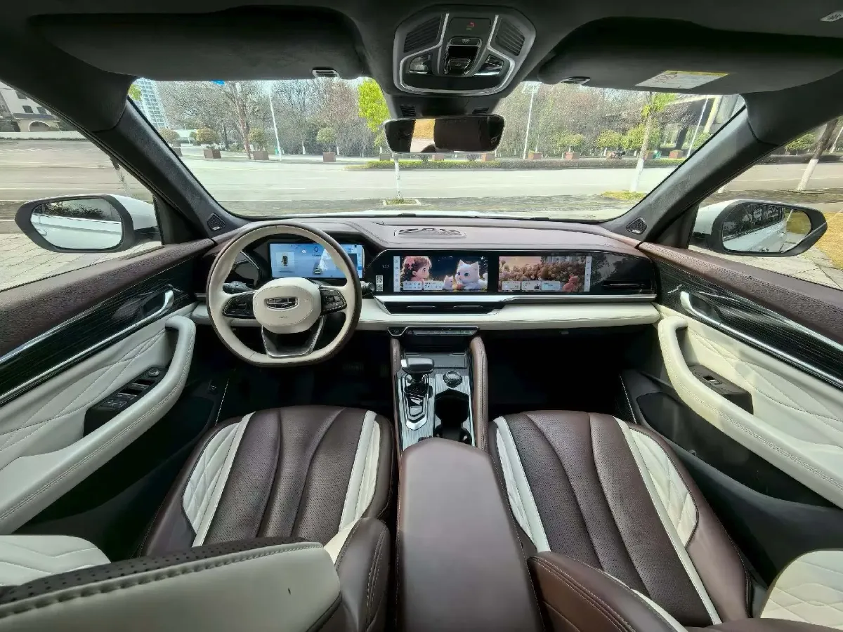 2021 Geely Monjaro 2.0T 218HP L4 7DCT,autocango,china used car exporter,china ev exporter,chinese used car exporter,chinese used ev exporter