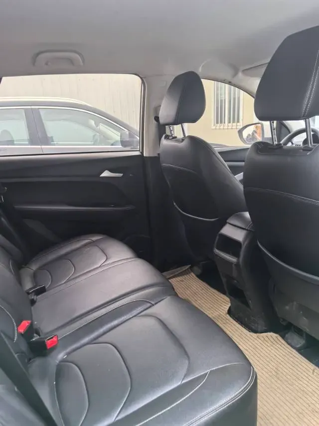 2020 BaoJun RC-5 1.5T 147HP L4 CVT,autocango,china used car exporter,china ev exporter,chinese used car exporter,chinese used ev exporter