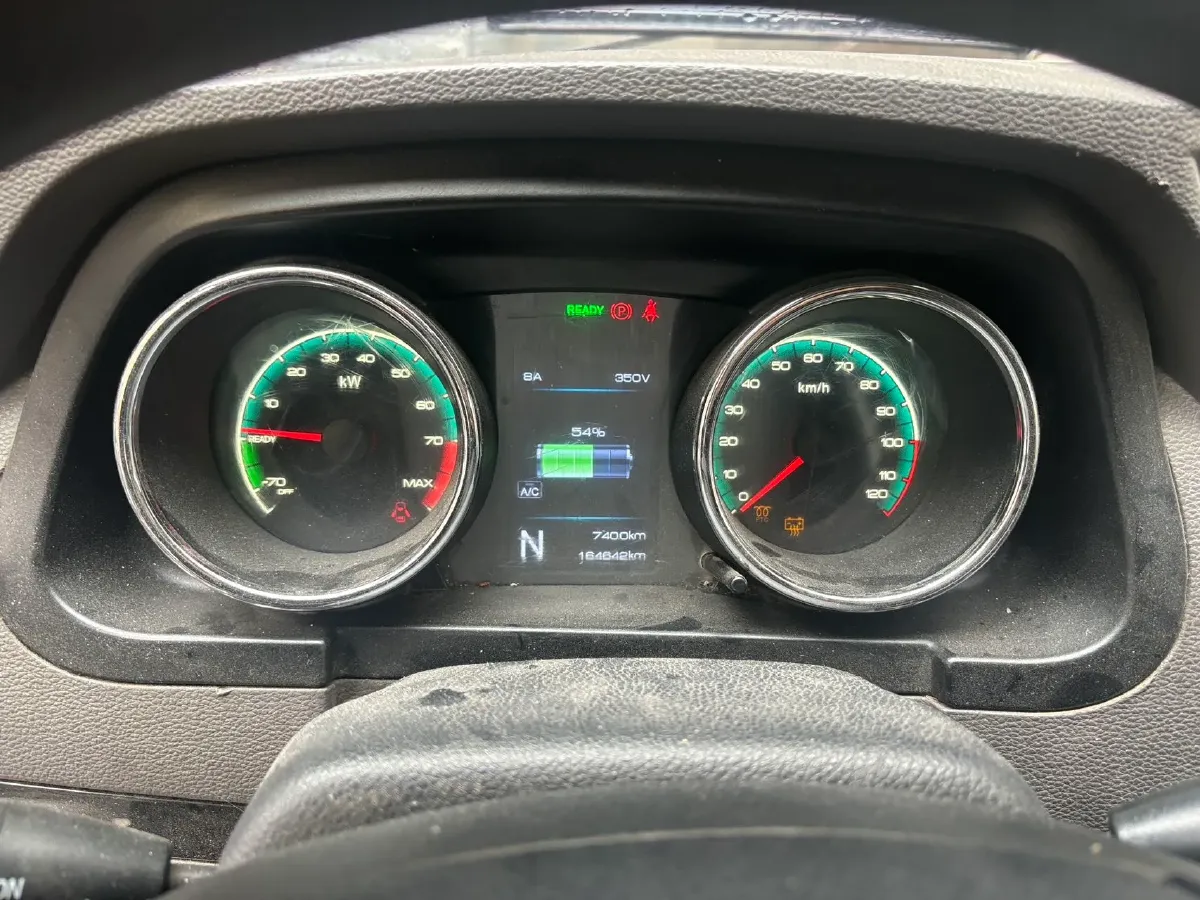 2020 MAXUS XinTu EV90 BEV 72KWH,autocango,china used car exporter,china ev exporter,chinese used car exporter,chinese used ev exporter