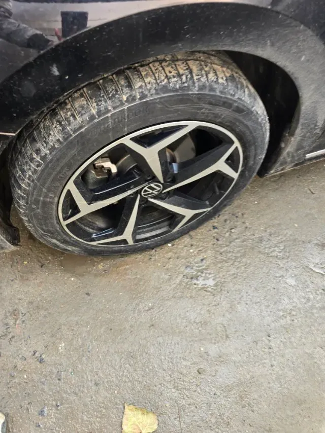 2024 Volkswagen Passat 2.0T 220HP L4 7DCT,autocango,china used car exporter,china ev exporter,chinese used car exporter,chinese used ev exporter