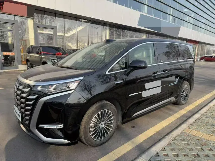2025 Denza D9 1.5T 156HP L4 E-CVT PHEV 40KWH