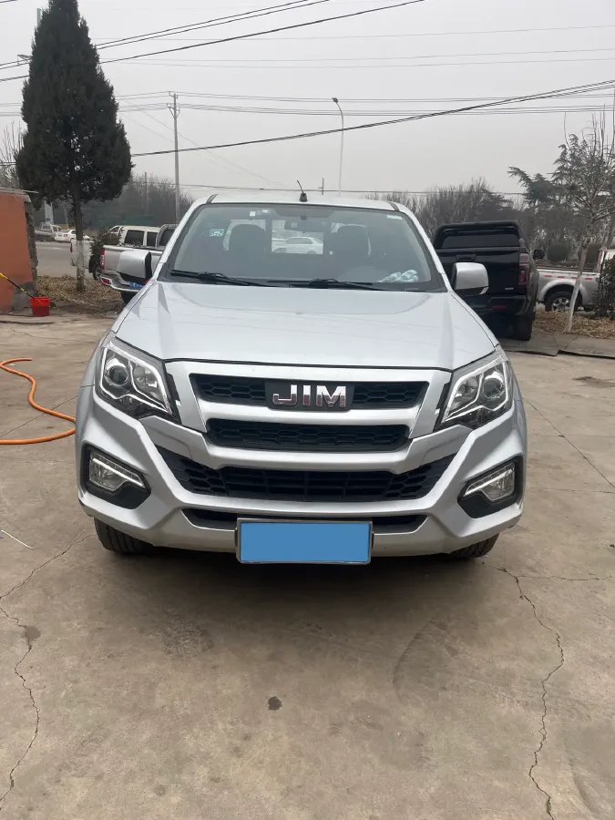 2019 JMC YuHu 5 2.0T 142HP L4 6MT,autocango,china used car exporter,china ev exporter,chinese used car exporter,chinese used ev exporter