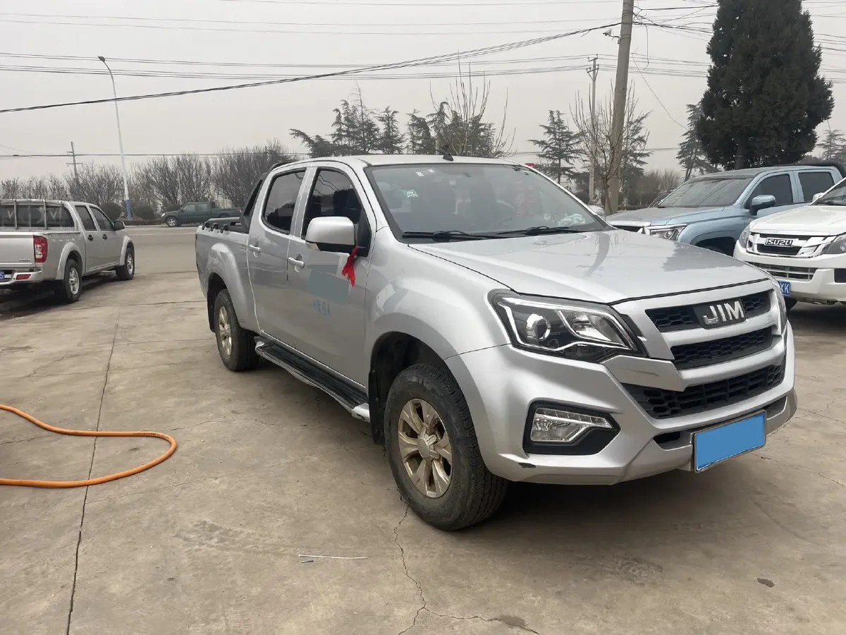 2019 JMC YuHu 5 2.0T 142HP L4 6MT,autocango,china used car exporter,china ev exporter,chinese used car exporter,chinese used ev exporter