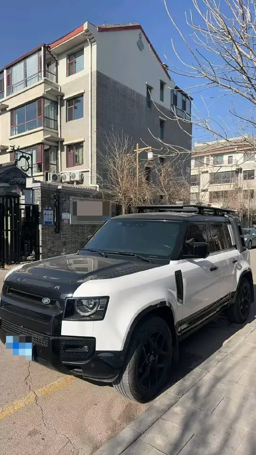 2023 Land Rover Defender 3.0T 400HP L6 8AT