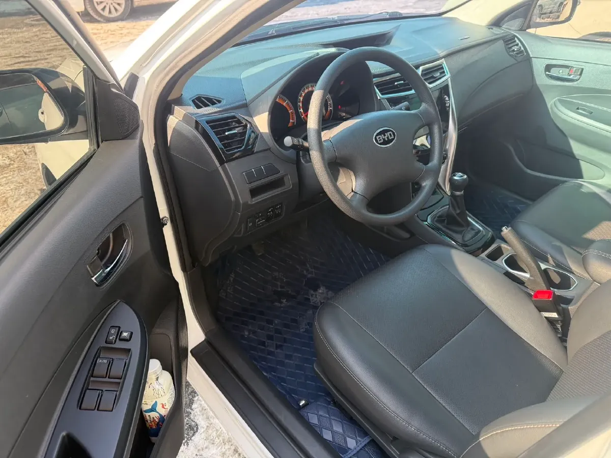 2020 BYD F3 1.5L 109HP L4 5MT,autocango,china used car exporter,china ev exporter,chinese used car exporter,chinese used ev exporter