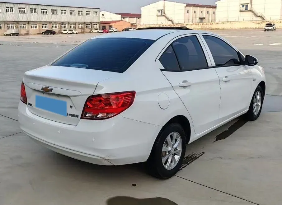 2015 Chevrolet Sail 1.5L 113HP L4 5MT,autocango,china used car exporter,china ev exporter,chinese used car exporter,chinese used ev exporter