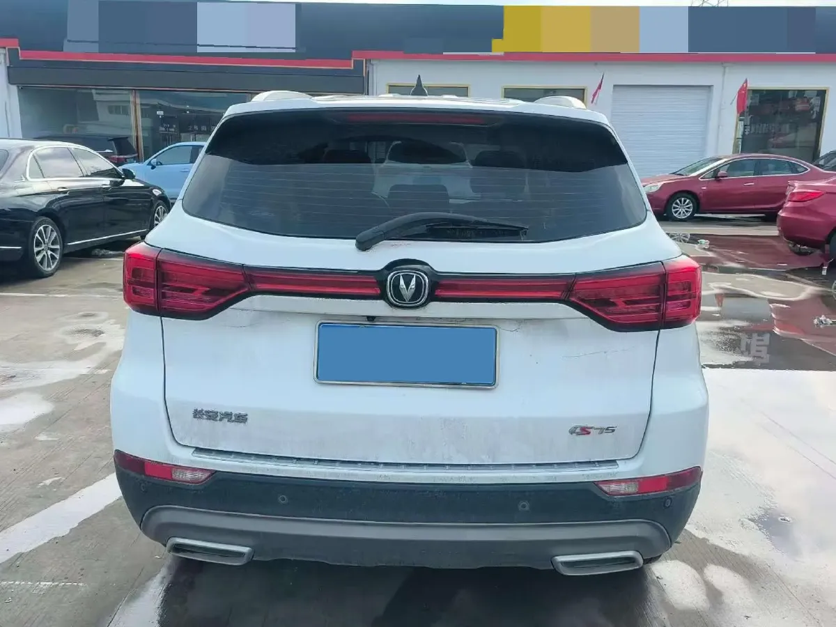 2023 ChangAn CS75 1.5T 188HP L4 7DCT,autocango,china used car exporter,china ev exporter,chinese used car exporter,chinese used ev exporter