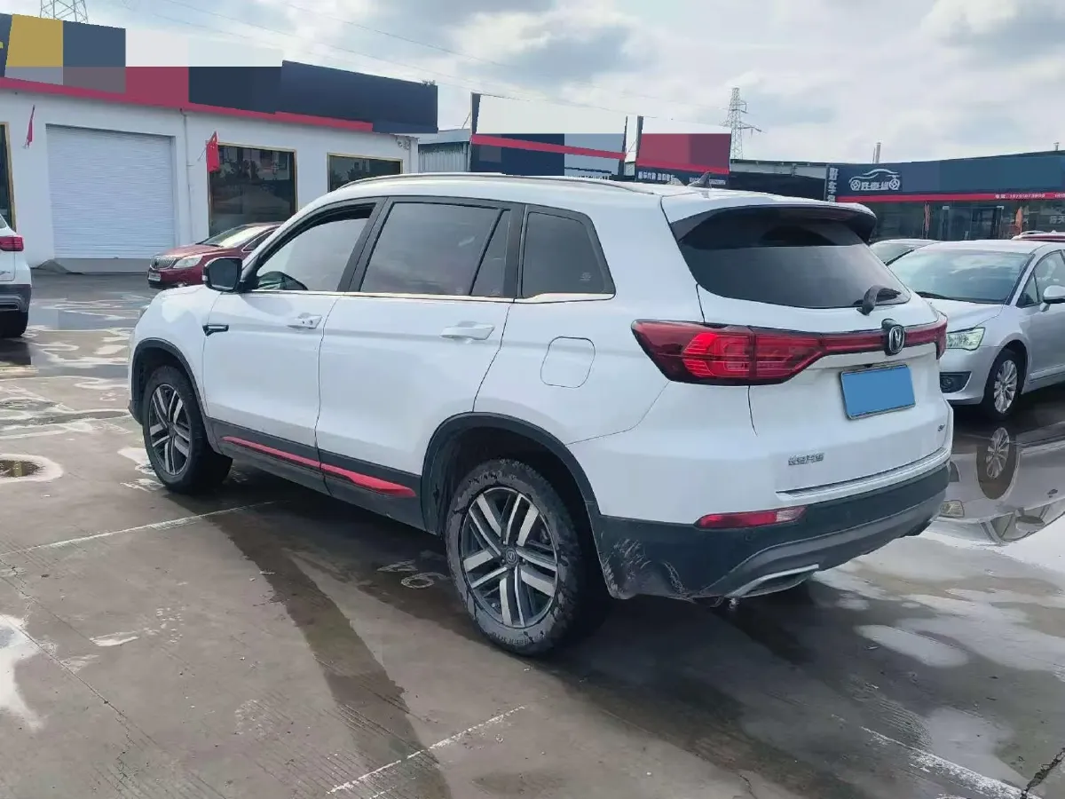 2023 ChangAn CS75 1.5T 188HP L4 7DCT,autocango,china used car exporter,china ev exporter,chinese used car exporter,chinese used ev exporter