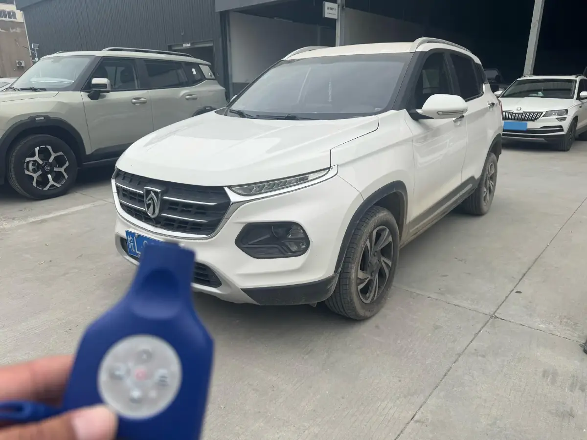 2017 BaoJun 510 1.5L 112HP L4 6MT