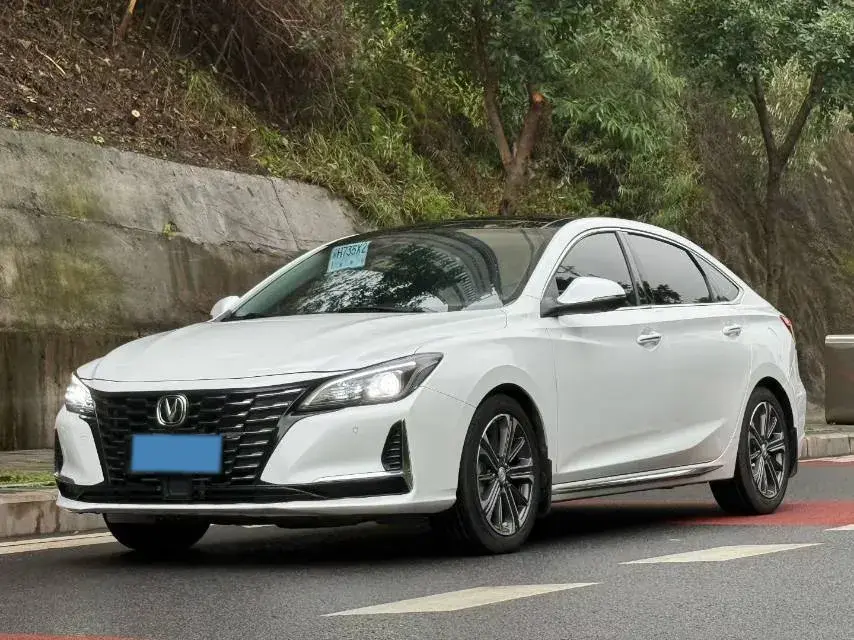 2022 ChangAn Raeton CC 1.5T 188HP L4 7DCT