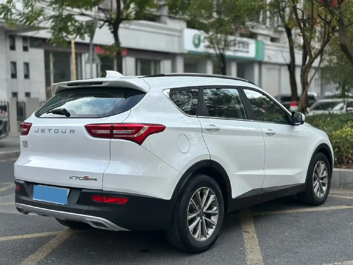 2018 SWM X7 1.5T 156HP L4 6AT,autocango,china used car exporter,china ev exporter,chinese used car exporter,chinese used ev exporter