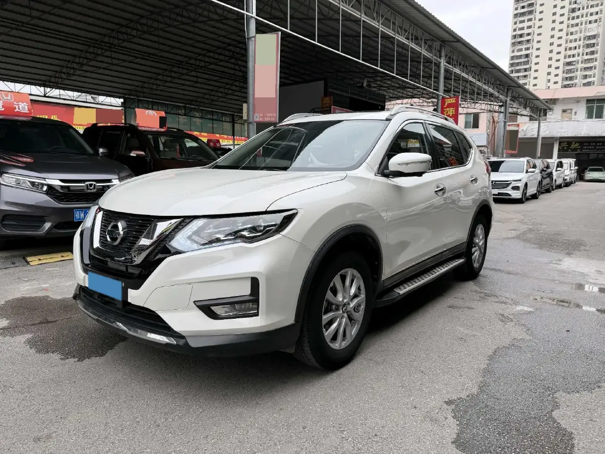 2020 Nissan X-Trail 2.0L 154HP L4 CVT