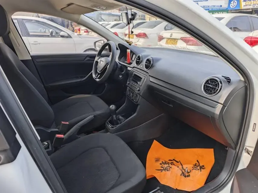 2021 Jetta VA3 1.5L 112HP L4 5MT,autocango,china used car exporter,china ev exporter,chinese used car exporter,chinese used ev exporter