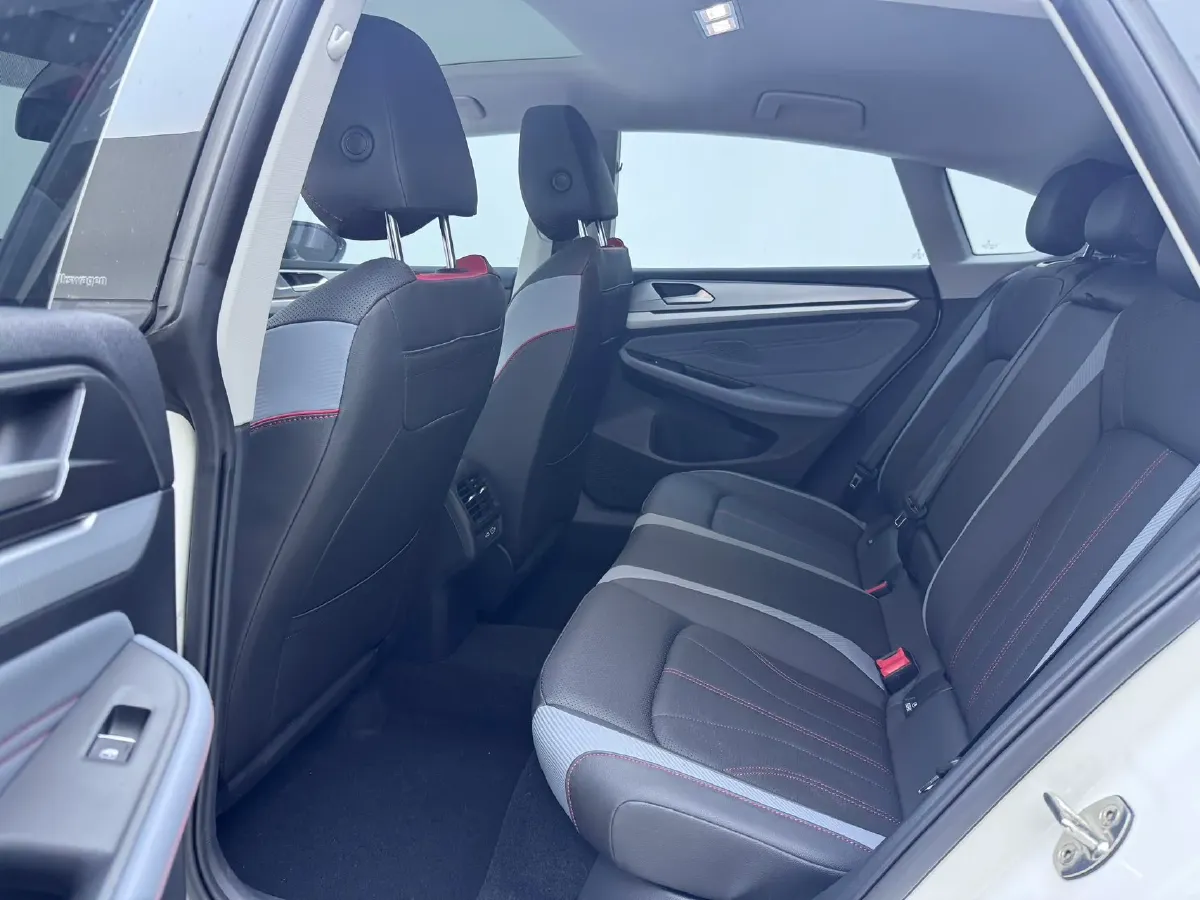 2023 Volkswagen Lamando 1.4T 150HP L4 7DCT,autocango,china used car exporter,china ev exporter,chinese used car exporter,chinese used ev exporter