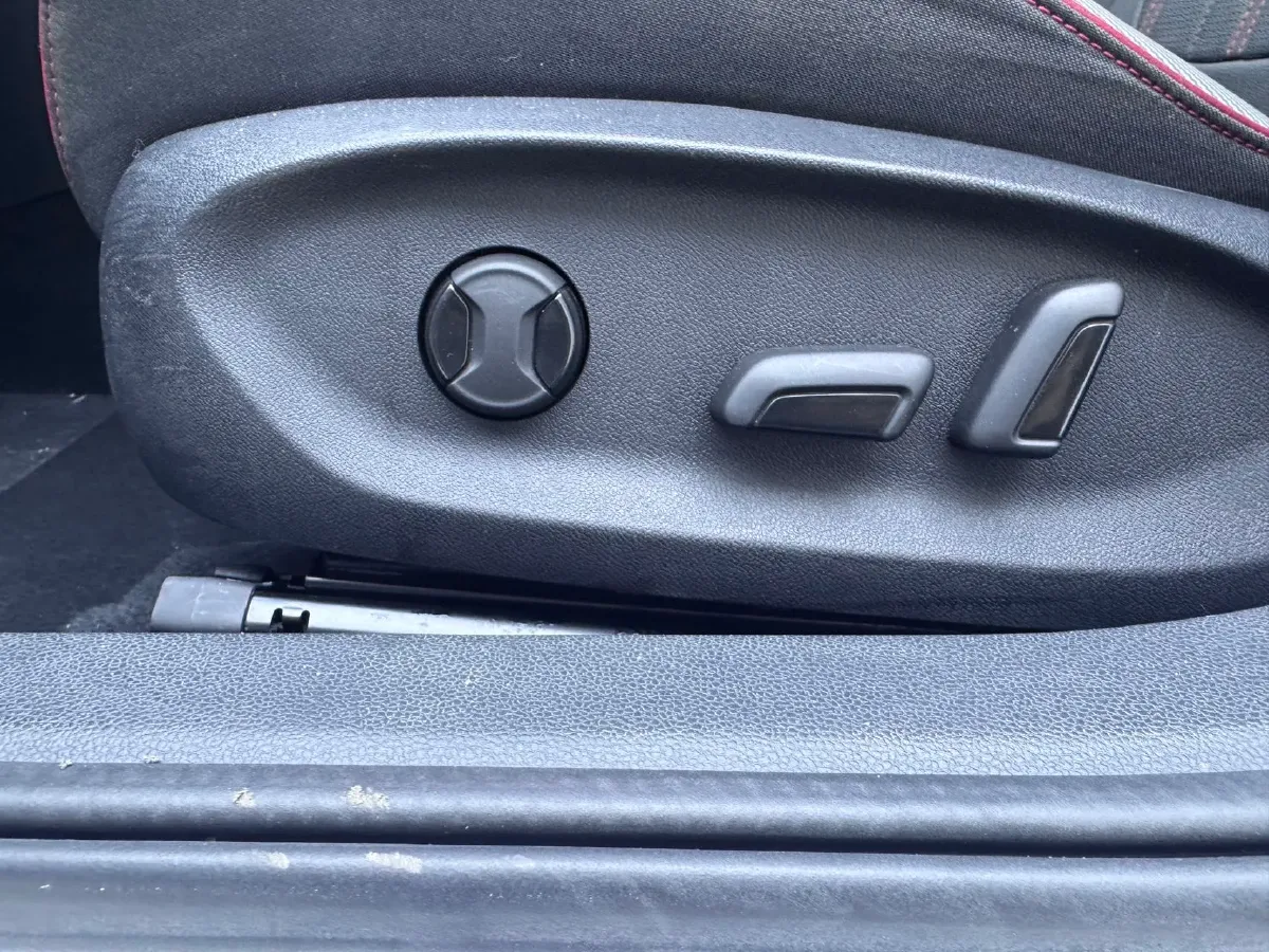 2023 Volkswagen Lamando 1.4T 150HP L4 7DCT,autocango,china used car exporter,china ev exporter,chinese used car exporter,chinese used ev exporter