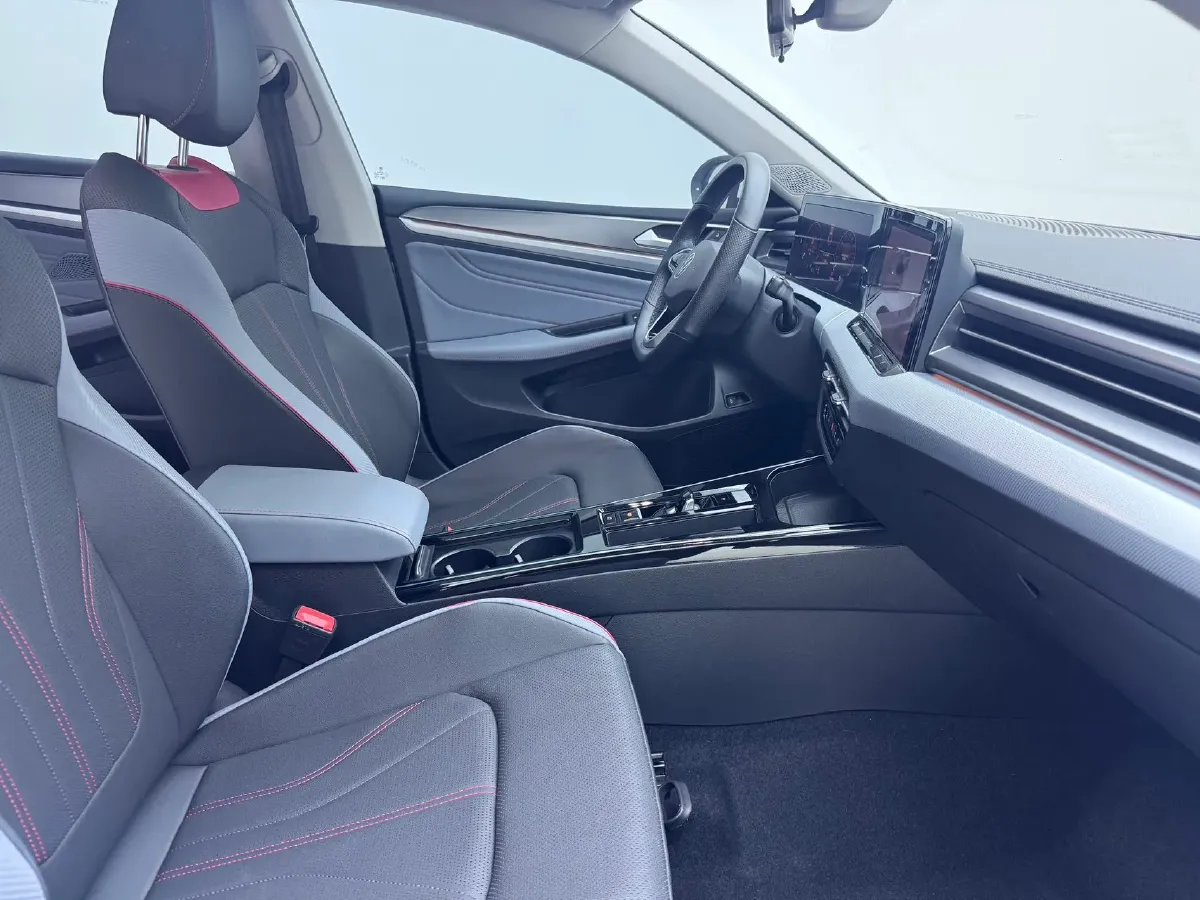 2023 Volkswagen Lamando 1.4T 150HP L4 7DCT,autocango,china used car exporter,china ev exporter,chinese used car exporter,chinese used ev exporter