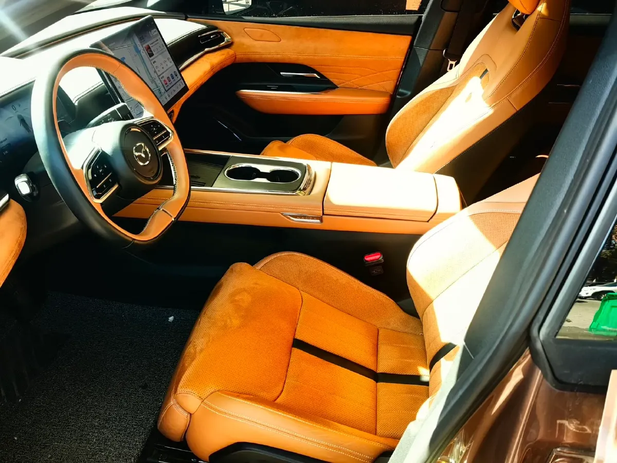 2024 Mazda EZ-6 REEV 95HP REEV 28.4KWH,autocango,china used car exporter,china ev exporter,chinese used car exporter,chinese used ev exporter