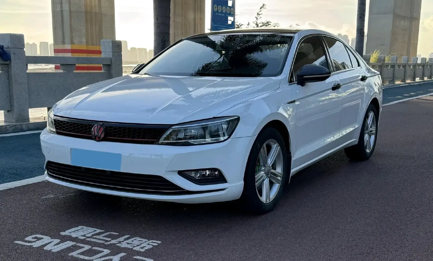 2018 Volkswagen Lamando 1.4T 150HP L4 7DCT