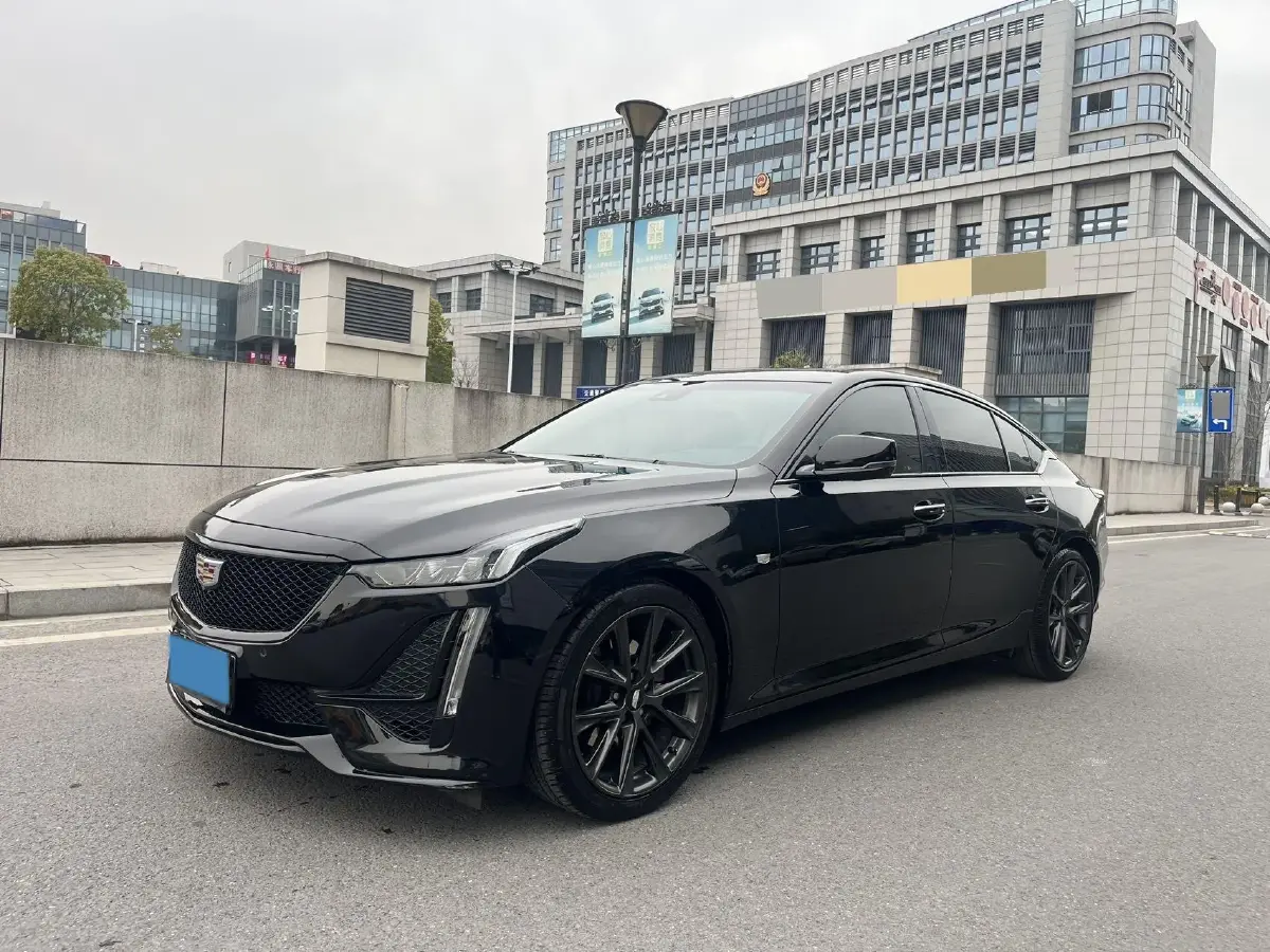 2021 Cadillac CT5 2.0T 237HP L4 10AT