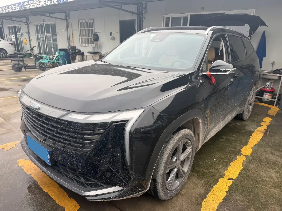 2023 Geely StarRay 1.5T 181HP L4 7DCT