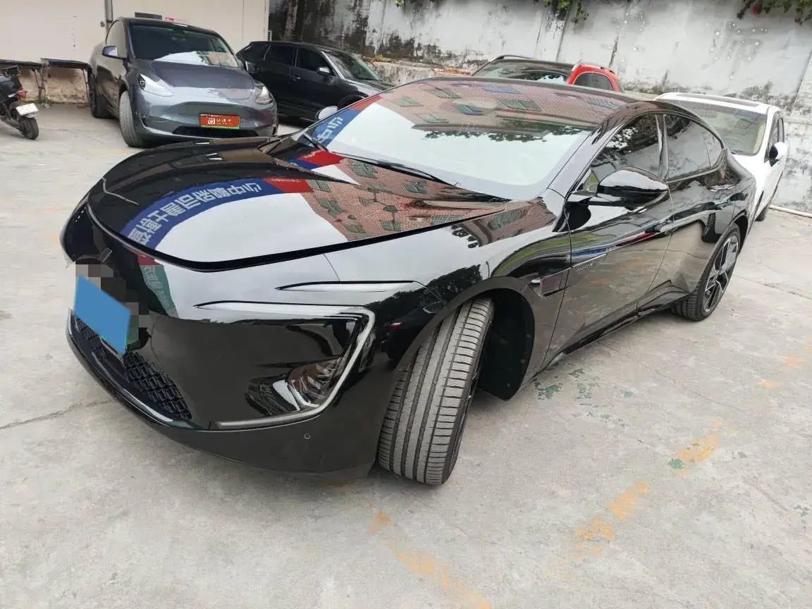 2025 Avatr 12 1.5T 156HP L4 REEV 39.05KWH