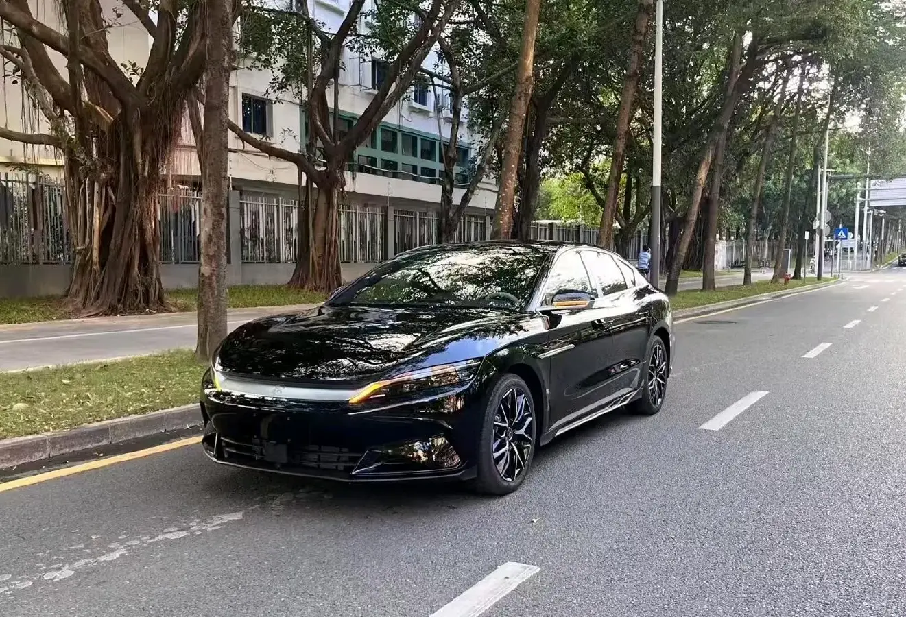 2025 BYD Han 1.5T 156HP L4 E-CVT PHEV