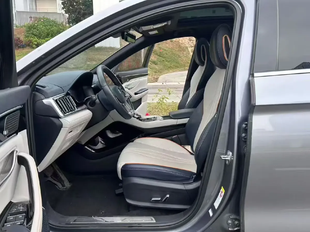 2021 MAXUS G20 2.0T 163HP L4 8AT,autocango,china used car exporter,china ev exporter,chinese used car exporter,chinese used ev exporter