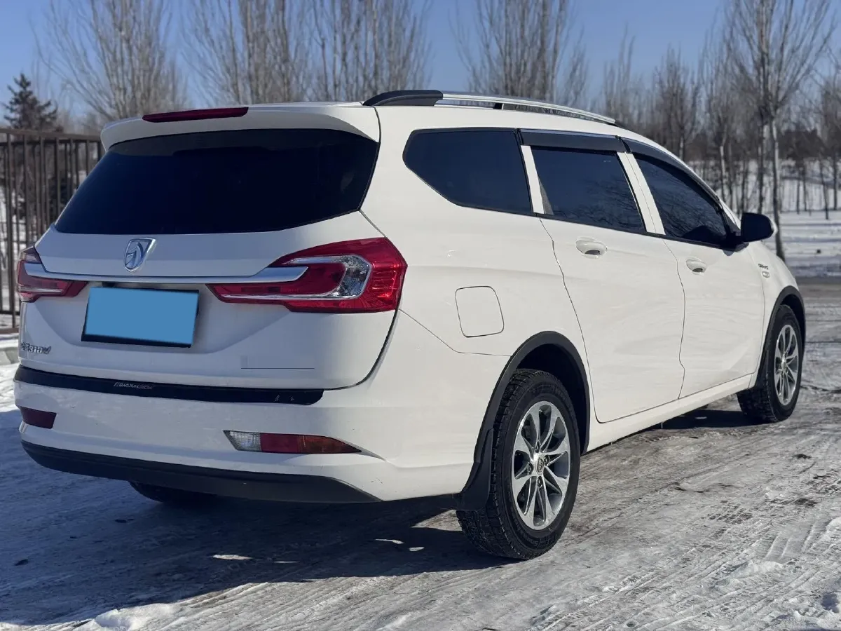 2019 Golden Dragon New Era Sea Lion 2.0L 102HP L4 5MT,autocango,china used car exporter,china ev exporter,chinese used car exporter,chinese used ev exporter