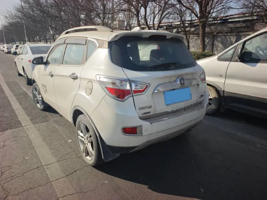 2014 ChangAn CS35 1.6L 125HP L4 5MT,autocango,china used car exporter,china ev exporter,chinese used car exporter,chinese used ev exporter