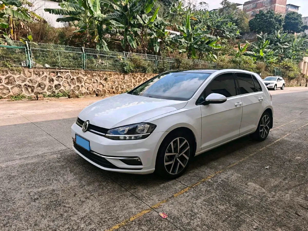 2020 Volkswagen Golf 1.4T 150HP L4 7DCT