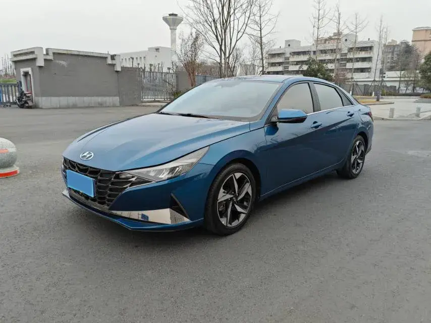 2022 Hyundai Elantra 1.5L 115HP L4 CVT