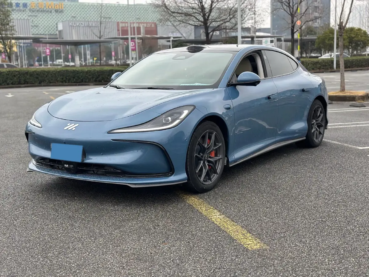 2024 IM L6 BEV 75KWH
