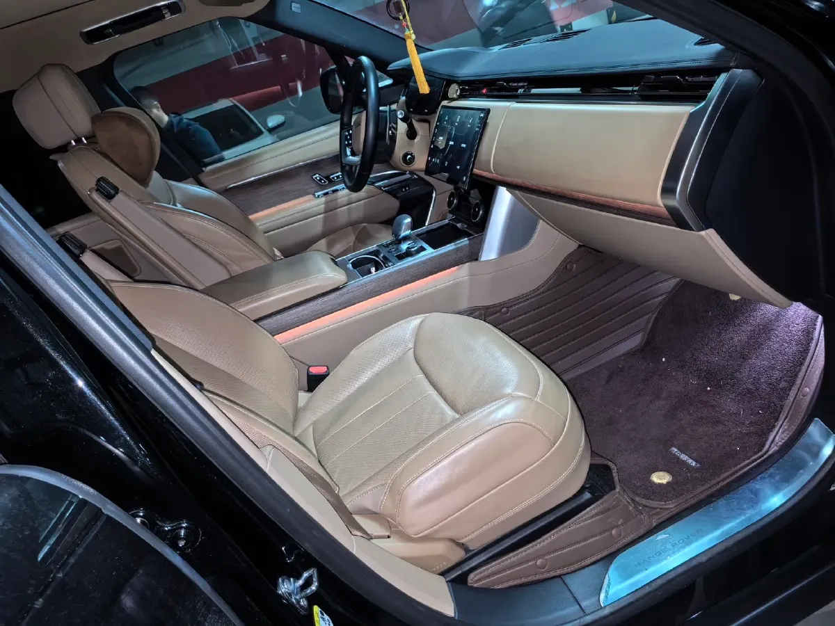 2024 Land Rover Range Rover 3.0T 400HP L6 8AT,autocango,china used car exporter,china ev exporter,chinese used car exporter,chinese used ev exporter
