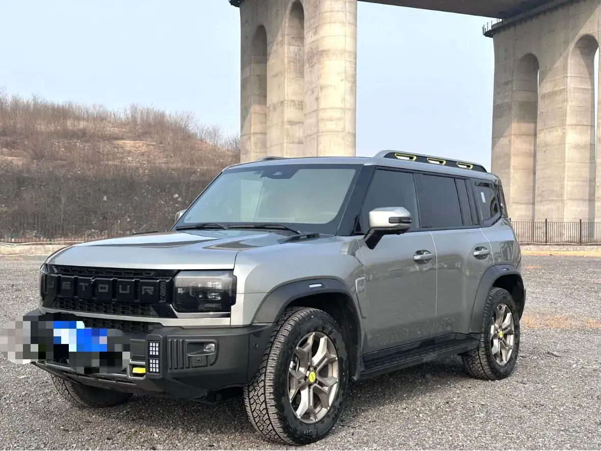 2023 Jetour Traveller 2.0T 254HP L4 8AT