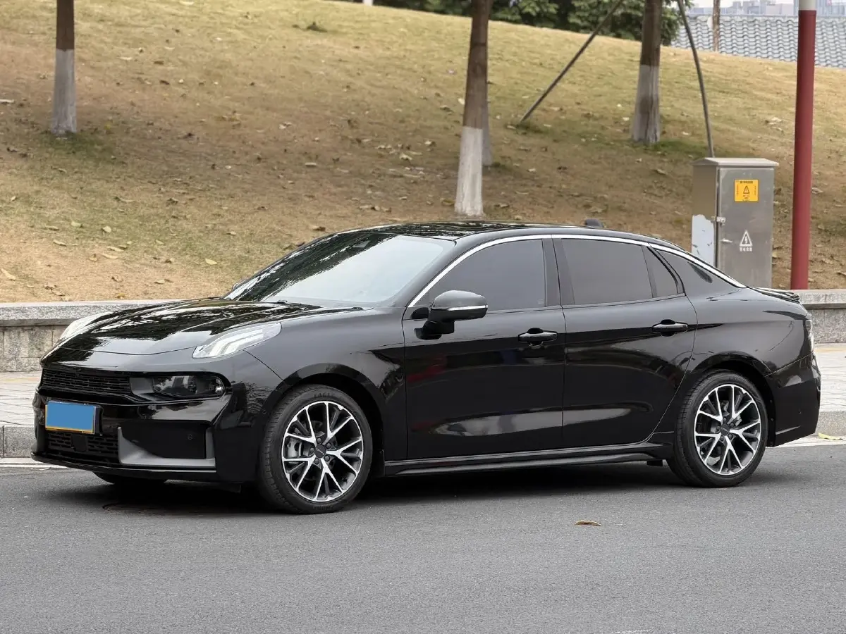 2021 LYNK&CO 03 2.0T 190HP L4 6AT