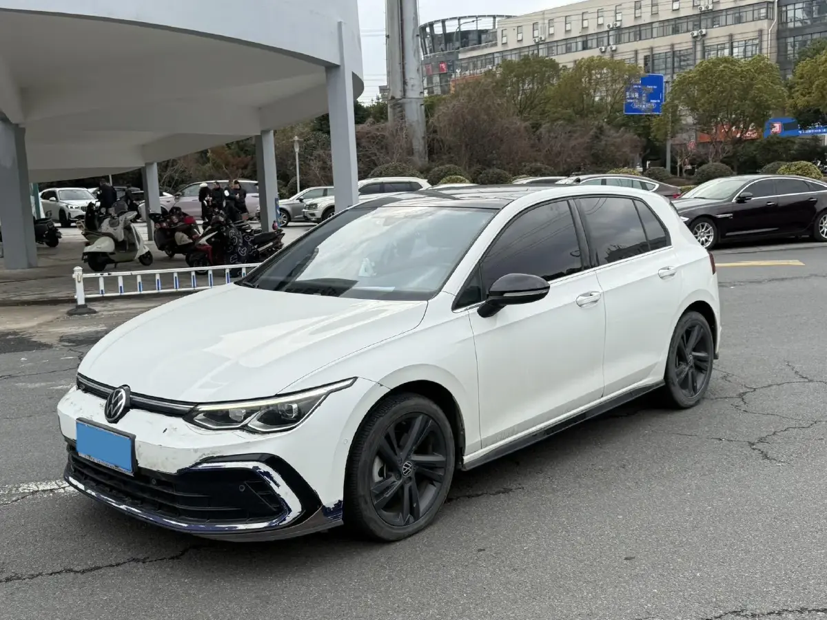 2021 Volkswagen Golf 1.4T 150HP L4 7DCT