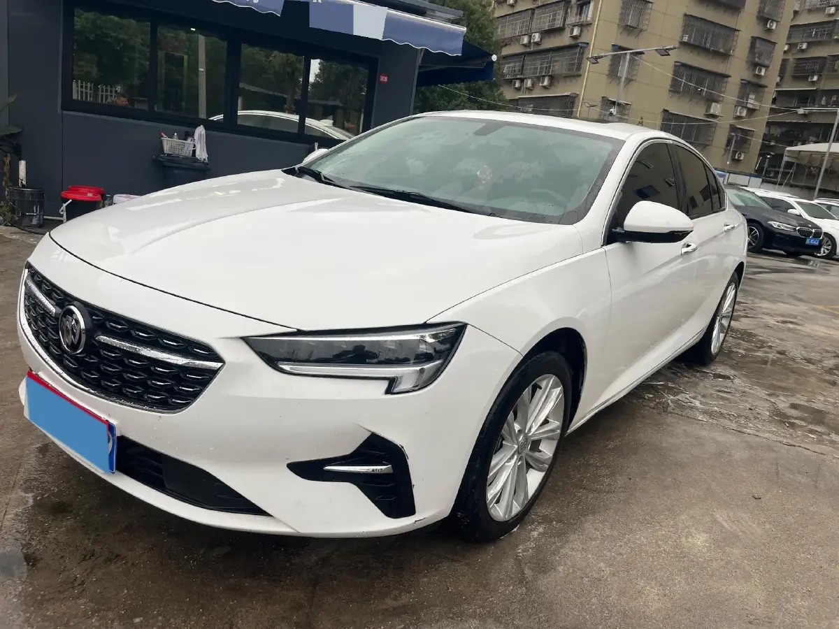 2022 Buick Regal 2.0T 237HP L4 9AT