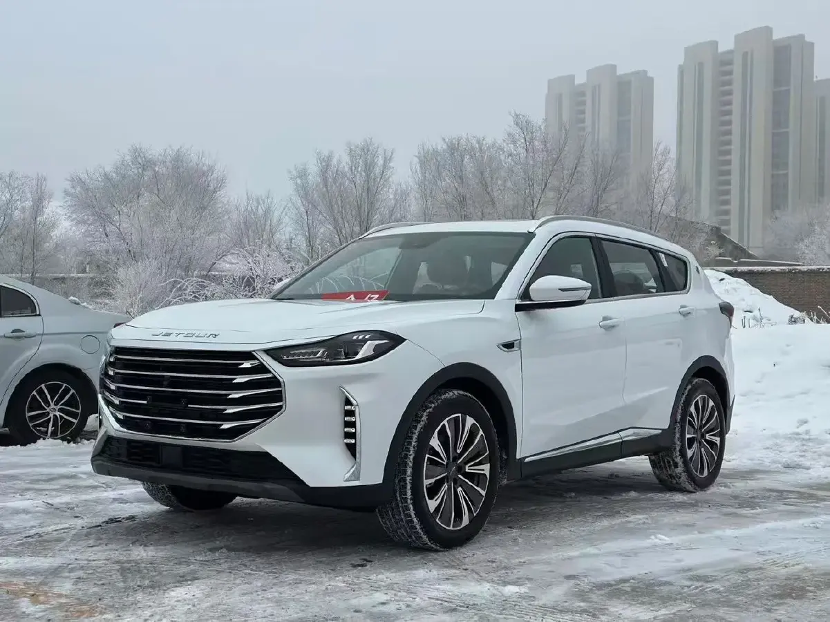 2025 Jetour X70 Plus 1.5T 156HP L4 CVT