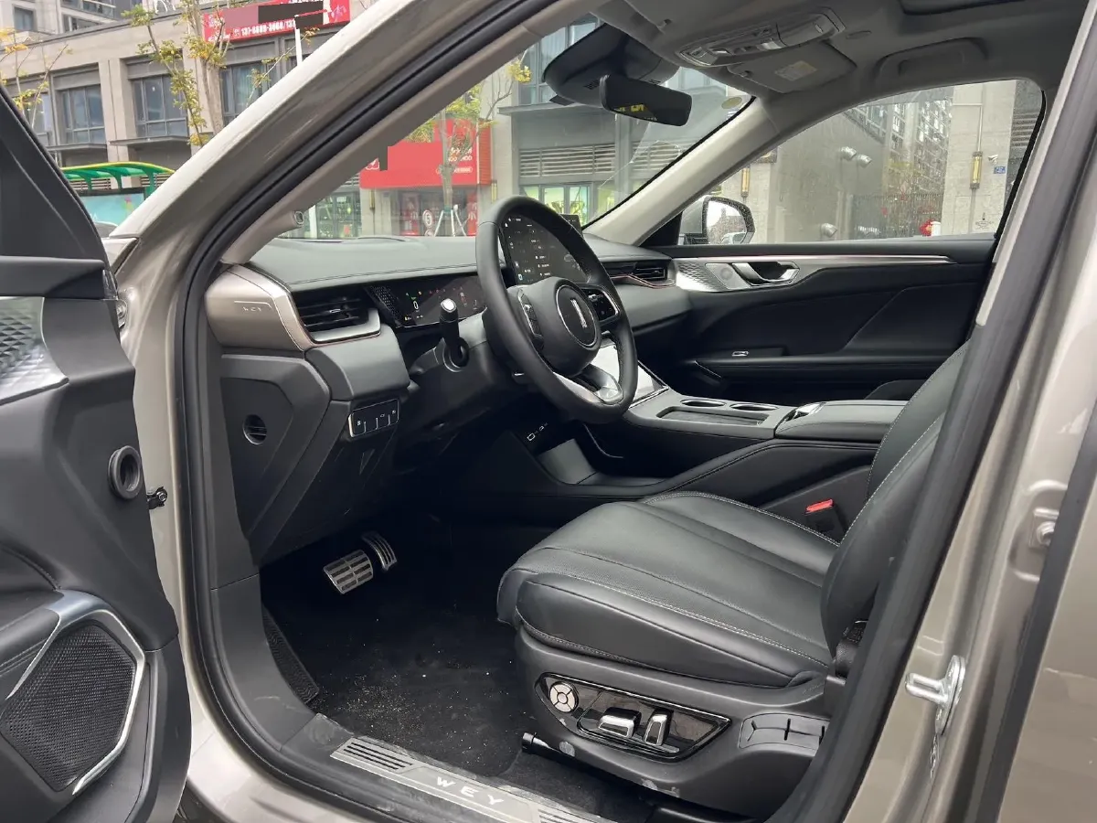 2024 WEY Mocha 1.5T 170HP L4 4DHT PHEV 35.04KWH,autocango,china used car exporter,china ev exporter,chinese used car exporter,chinese used ev exporter