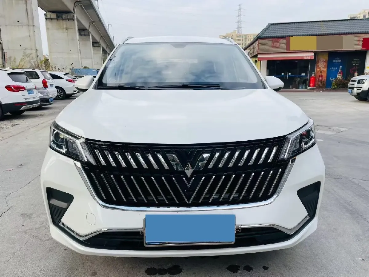 2022 WuLing JiaChen 1.5T 147HP L4 6MT,autocango,china used car exporter,china ev exporter,chinese used car exporter,chinese used ev exporter