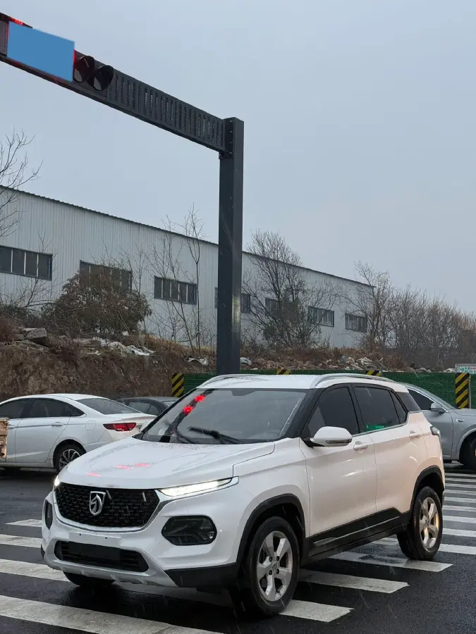 2019 BaoJun 730 1.5L 105HP L4 6MT