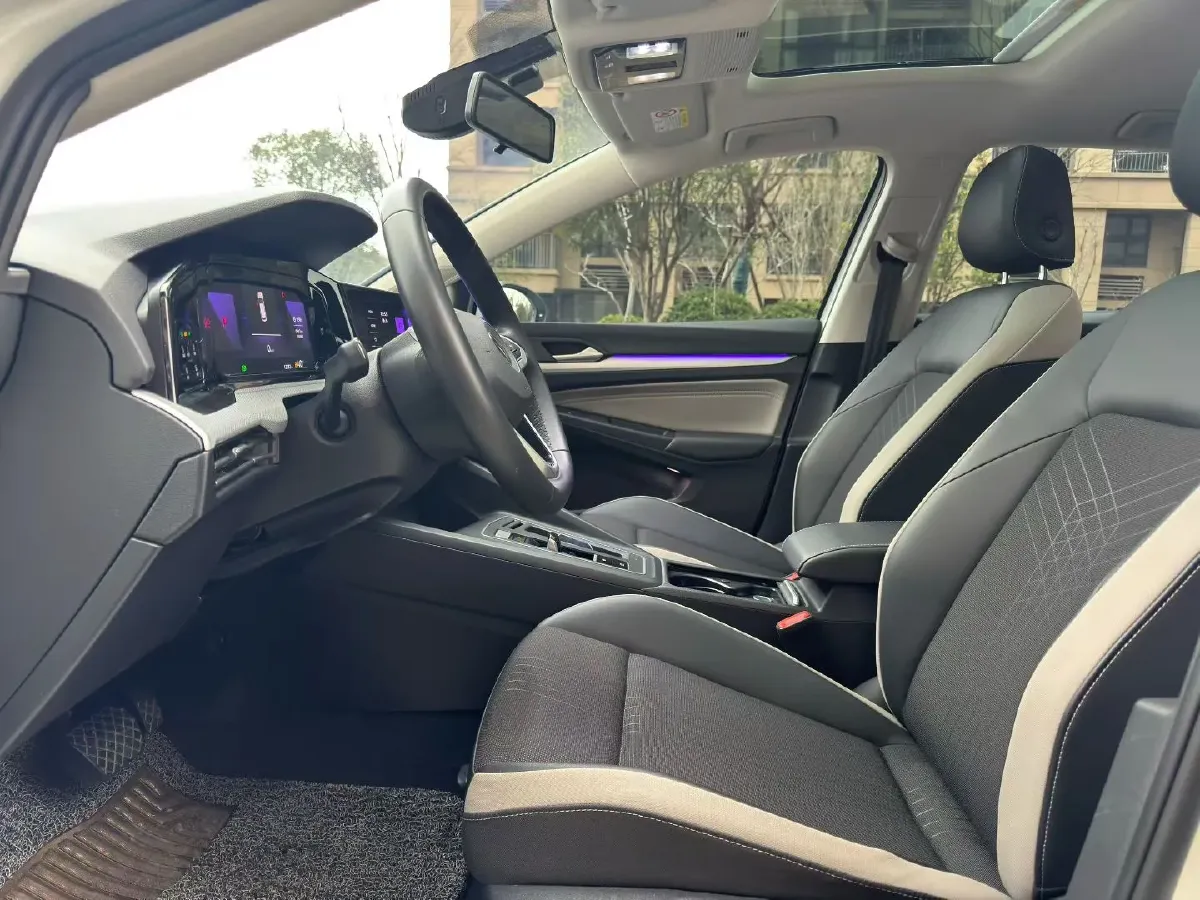 2023 Volkswagen Golf 1.4T 150HP L4 7DCT,autocango,china used car exporter,china ev exporter,chinese used car exporter,chinese used ev exporter