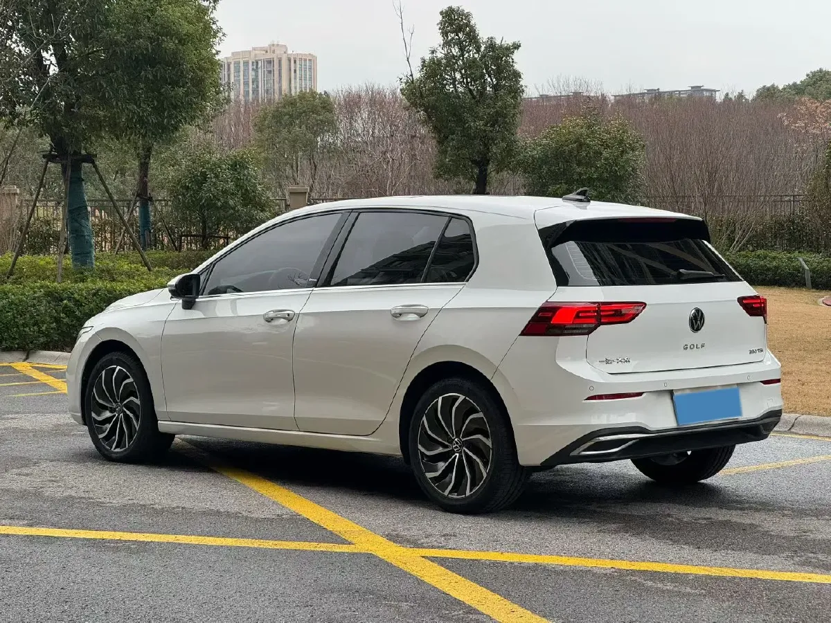 2023 Volkswagen Golf 1.4T 150HP L4 7DCT,autocango,china used car exporter,china ev exporter,chinese used car exporter,chinese used ev exporter