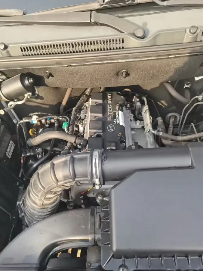 2021 WuLing ZhentTu 1.5L 99HP L4 5MT,autocango,china used car exporter,china ev exporter,chinese used car exporter,chinese used ev exporter