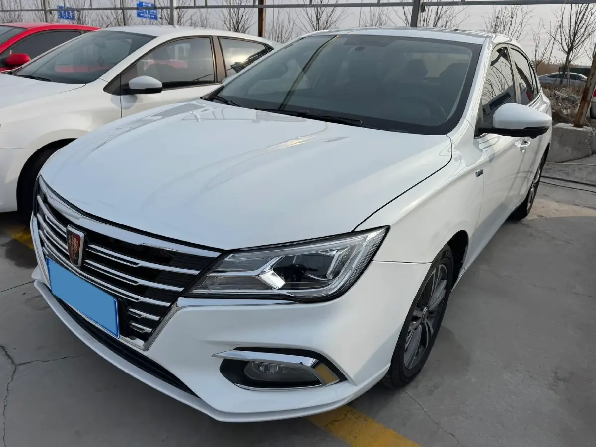 2019 Roewe i5 1.5L 120HP L4 CVT