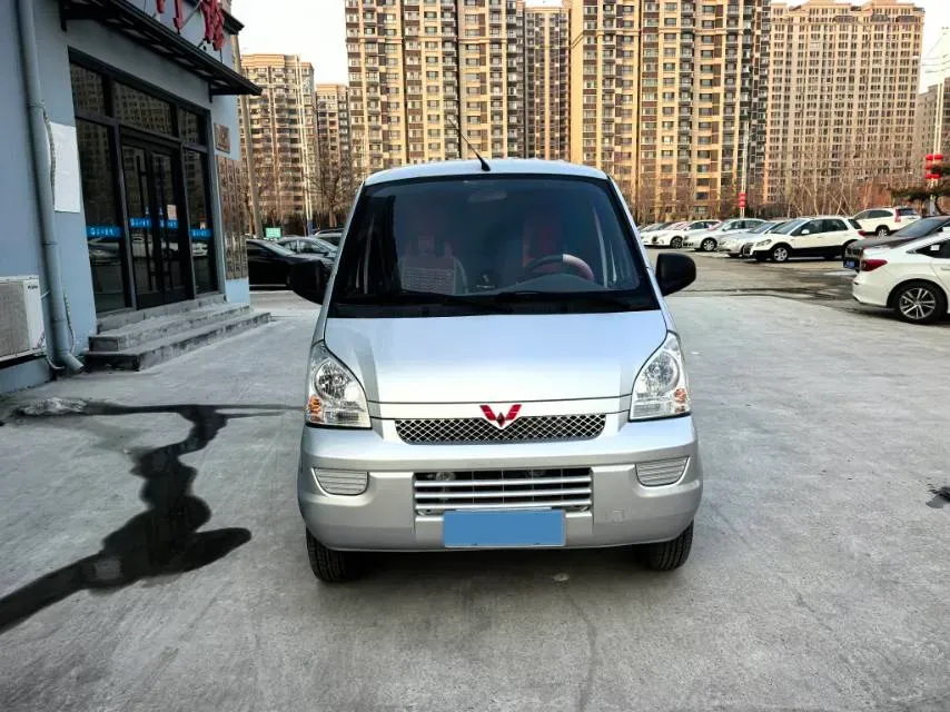 2021 SWM X2 1.5L 112HP L4 5MT,autocango,china used car exporter,china ev exporter,chinese used car exporter,chinese used ev exporter