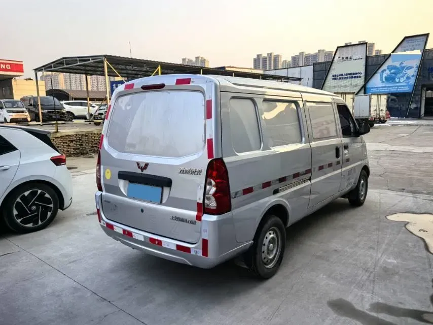 2021 SWM X2 1.5L 112HP L4 5MT,autocango,china used car exporter,china ev exporter,chinese used car exporter,chinese used ev exporter