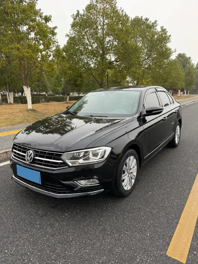 2018 Volkswagen Bora 1.5L 110HP L4 6AT
