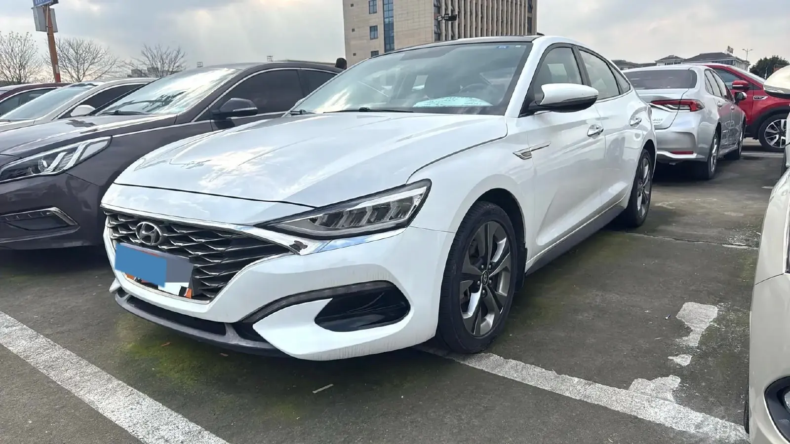 2019 Hyundai La Festa 1.6T 204HP L4 7DCT
